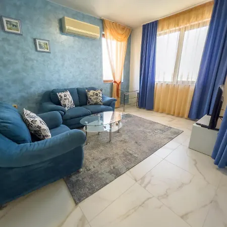 Apartament With Sea View