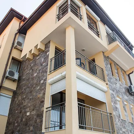 With Sea View Apartman