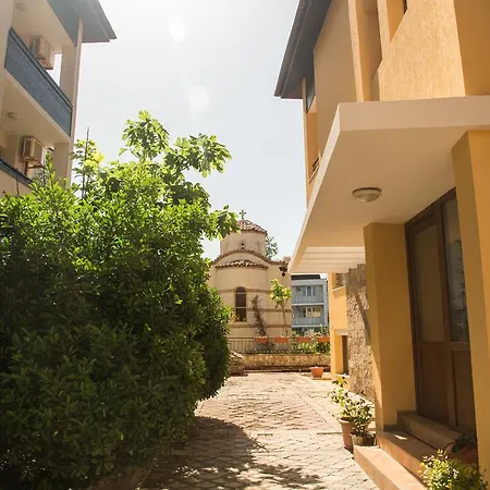 Apartman With Sea View *