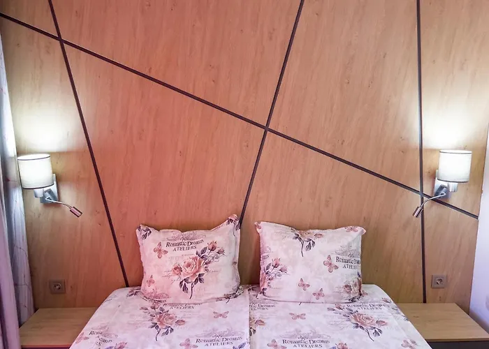 Apartament With Sea View *